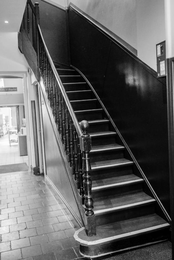 Hotel Le Saint Hubert Haybes Exterior foto